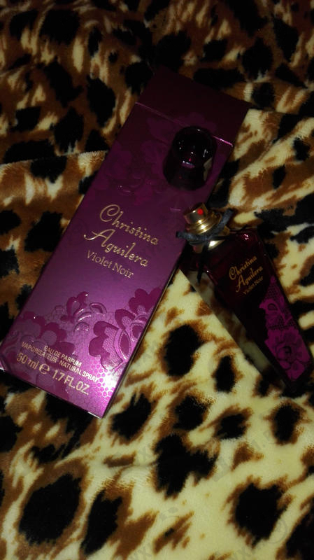 parfum christina aguilera violet noir